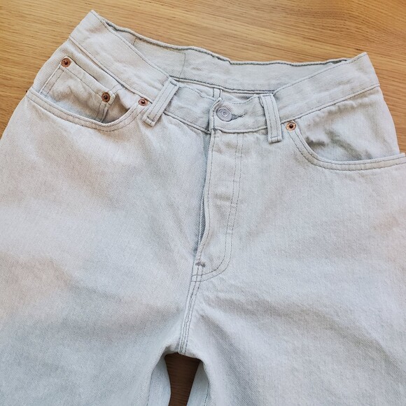 Vintage 90's Levi's 501 Light Gray Buttonfly Jeans - Picture 9 of 11